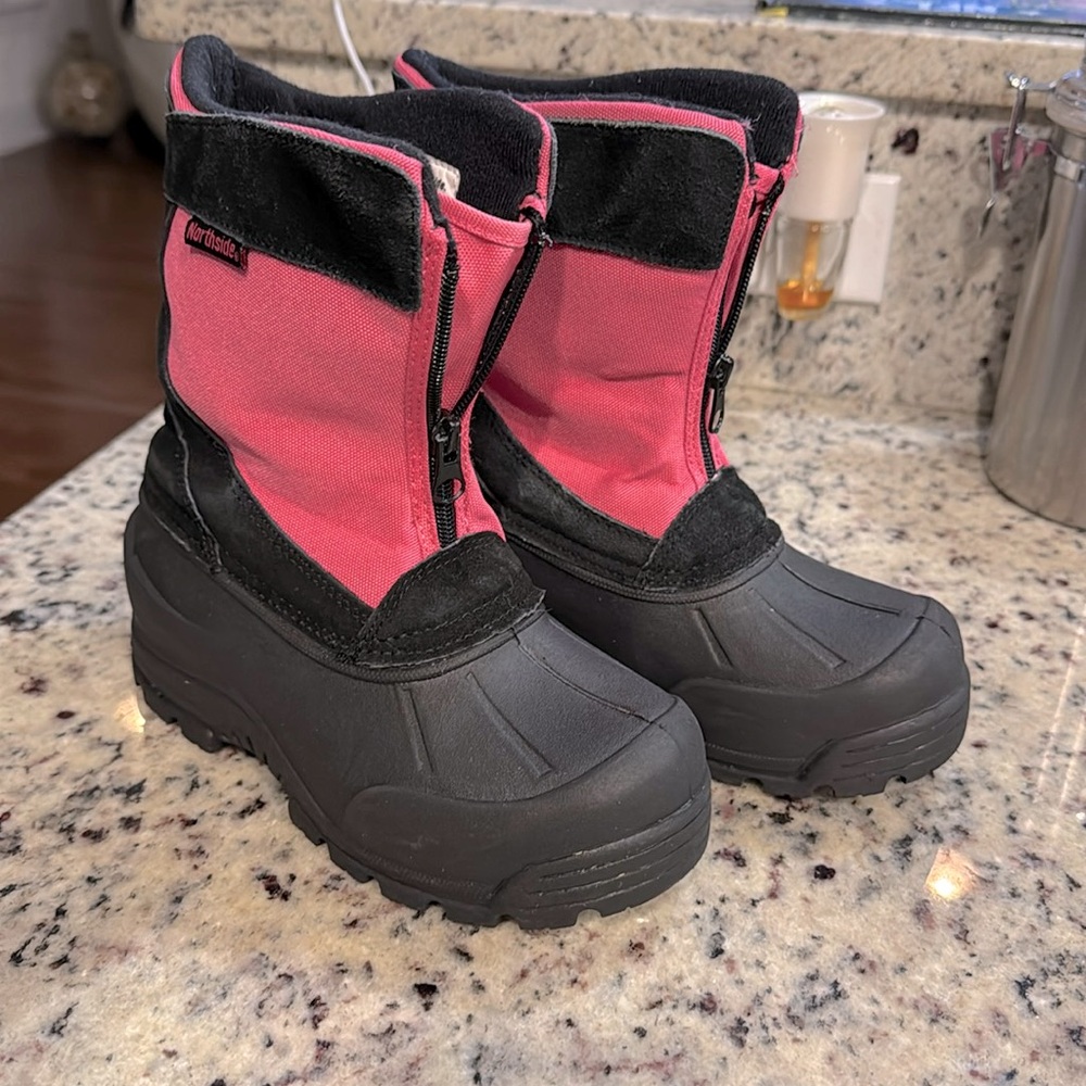 Girls Pink Northside Snow boots sz 1